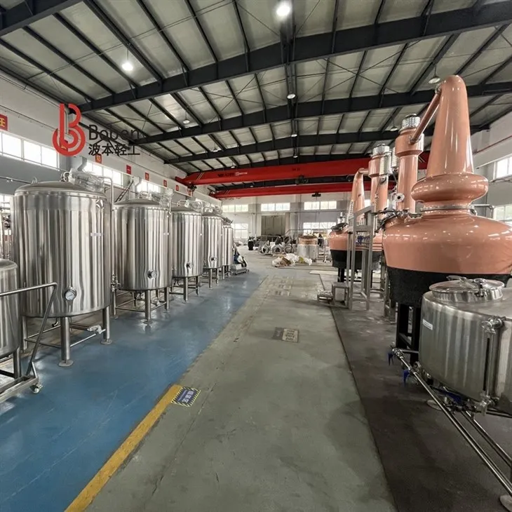 1000lt Wash Still и 650L Spirit по -прежнему нагревается пара